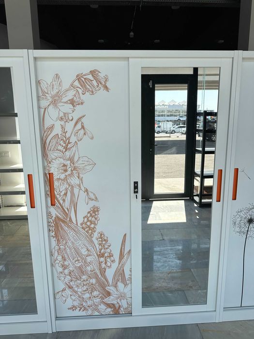 Kaidiya po‘lat shkaf / Шкаф из стали с замком