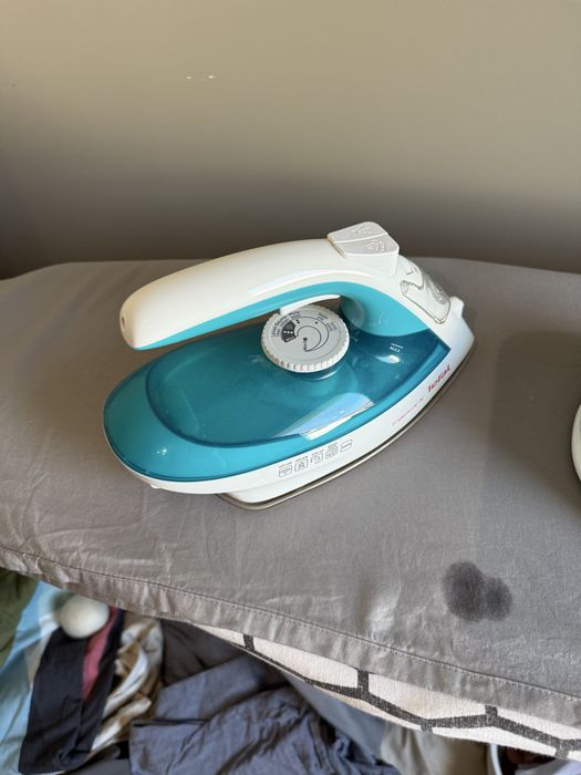 Безкабелна Ютия TEFAL FREEMOVE AIR безжична