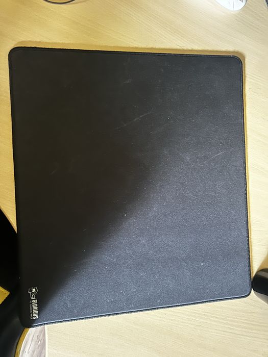 Mouse pad чисто черен на GLORIUS 25x40 см