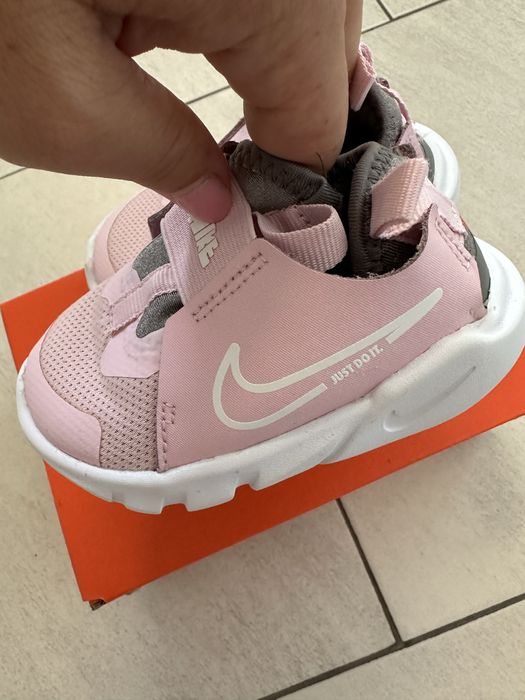 Бебешки обувки колев и колев