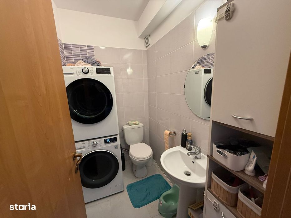 Apartament cu 3 camere si doua bai. Comision 0