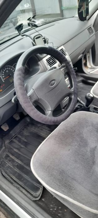 Продам Приору Универсал