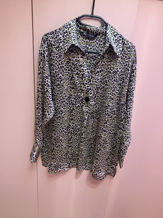 Bluza ZARA  marimea L