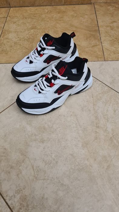 Кроссовки Nike tekno,новые