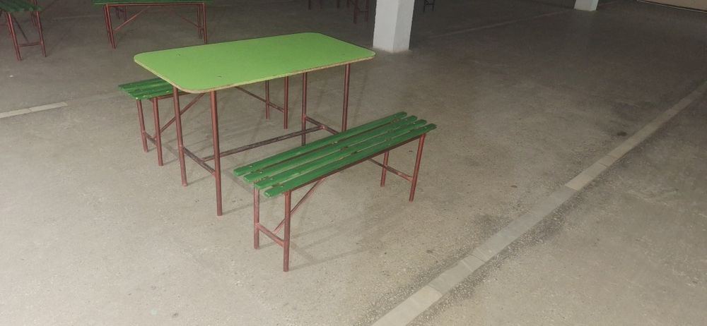 Устар курси комплект. Стол стул. Ошхона учун.