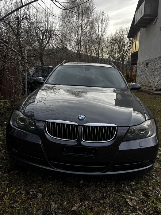 Dezmembrez Bmw seria 3 e91 330xd M57 231cp X-drive semi piele xenon