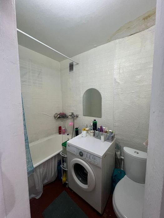 Продам 2 ух комн  квартиру   район вокзала