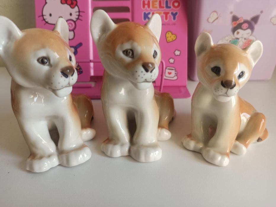 Статуэтки львята