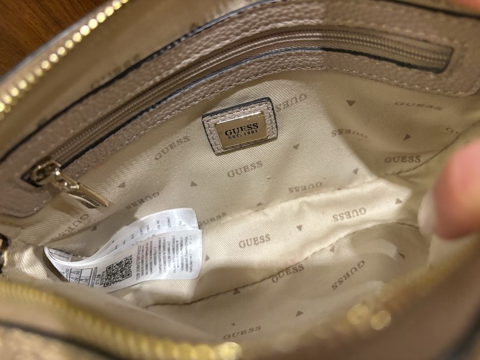 Чанта Guess Noelle crossbody