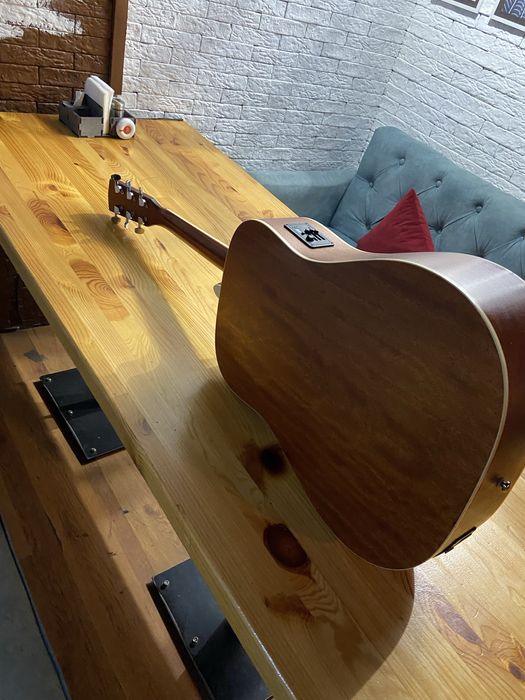 Продам гитару, бу, есть коциыки выдимые