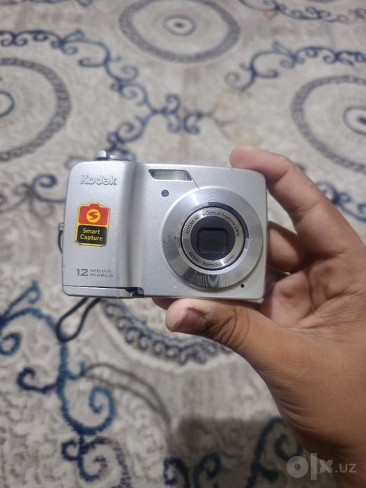 Fotoaparatlar sotiladi