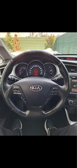 vand kia ceed 2014