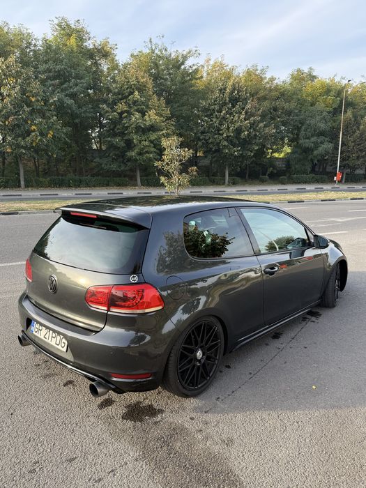 VOLKSWAGEN Golf 2010 — imagine 5