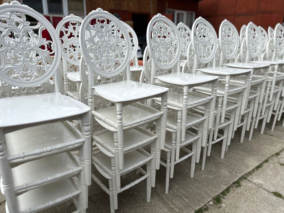 Scaune pentru evenimente interior sau exterior