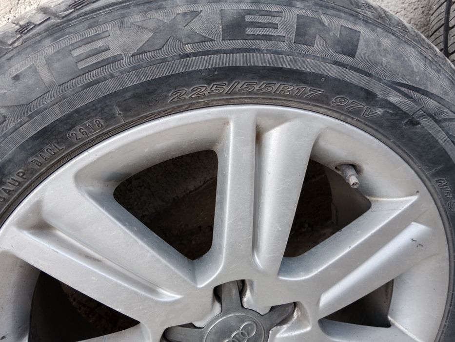 Шына с дискам на ауди