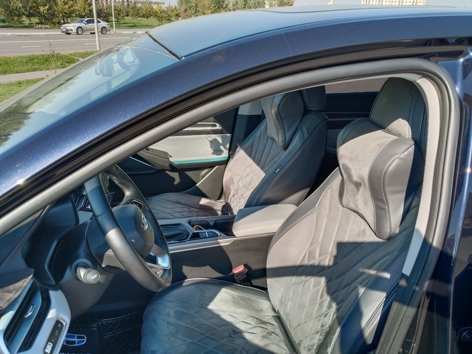 Geely Emgrand 2023