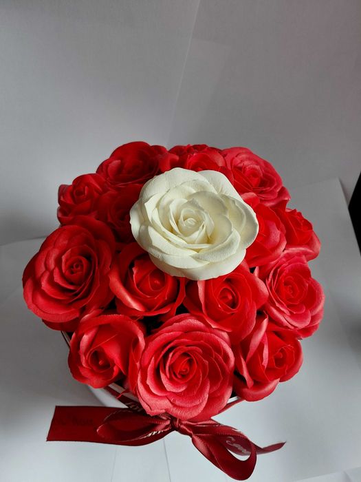 Aranjamente trandafiri de sapun