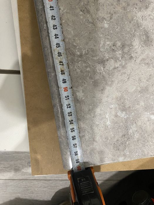 Продам навесную тумбу .