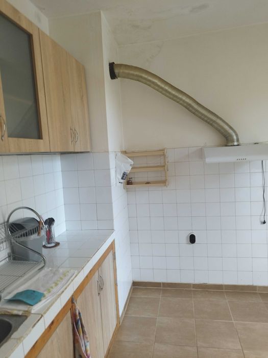 Дава се под наем Тристаен апартамент в Плевен, Идеален център - 90 кв.м за 306 € - Снимка #7