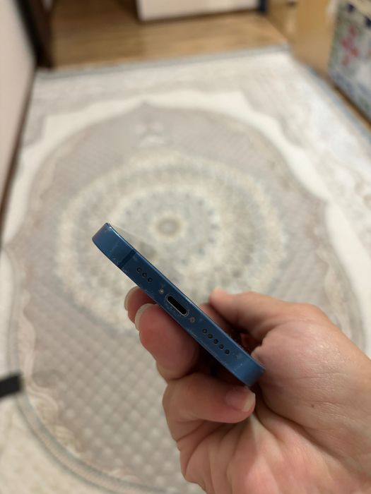 Продается Iphone 13