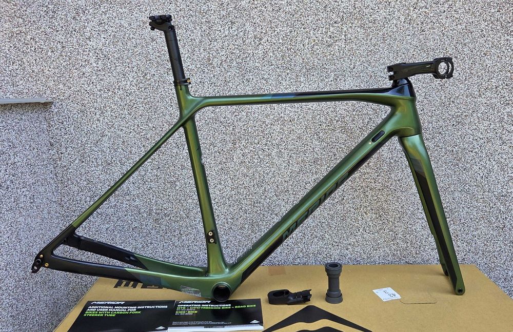 Cadru / Frameset cursiera carbon MERIDA MISSION ROAD 7000-E *M (53)*