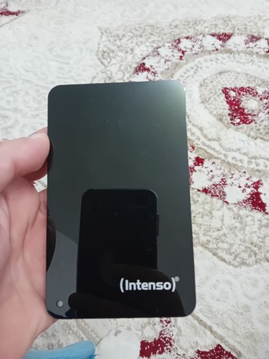 HDD  extern 1TB intenso