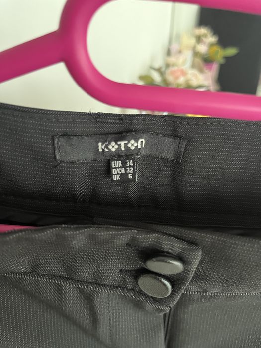 Черни панталони в отлично състояние