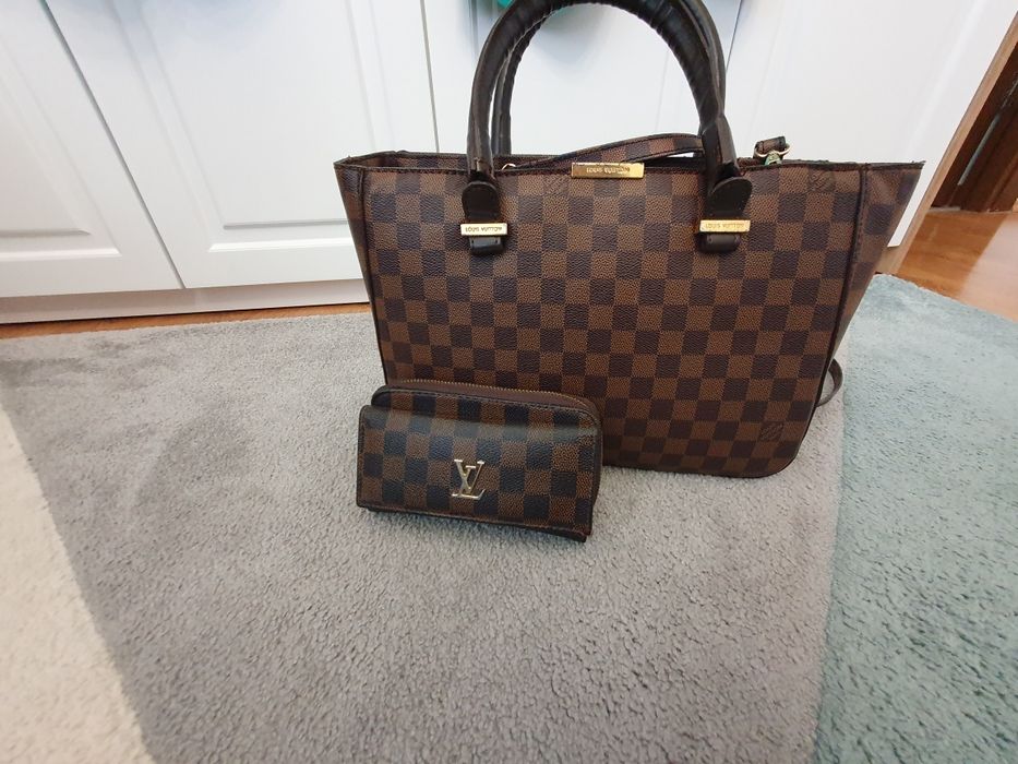 Geanta Michael Kors si Louis Viton