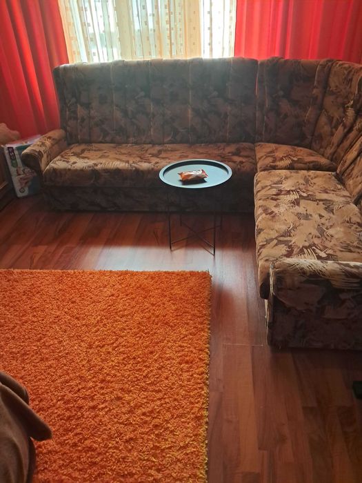 Vând apartament 3 camere Et4.