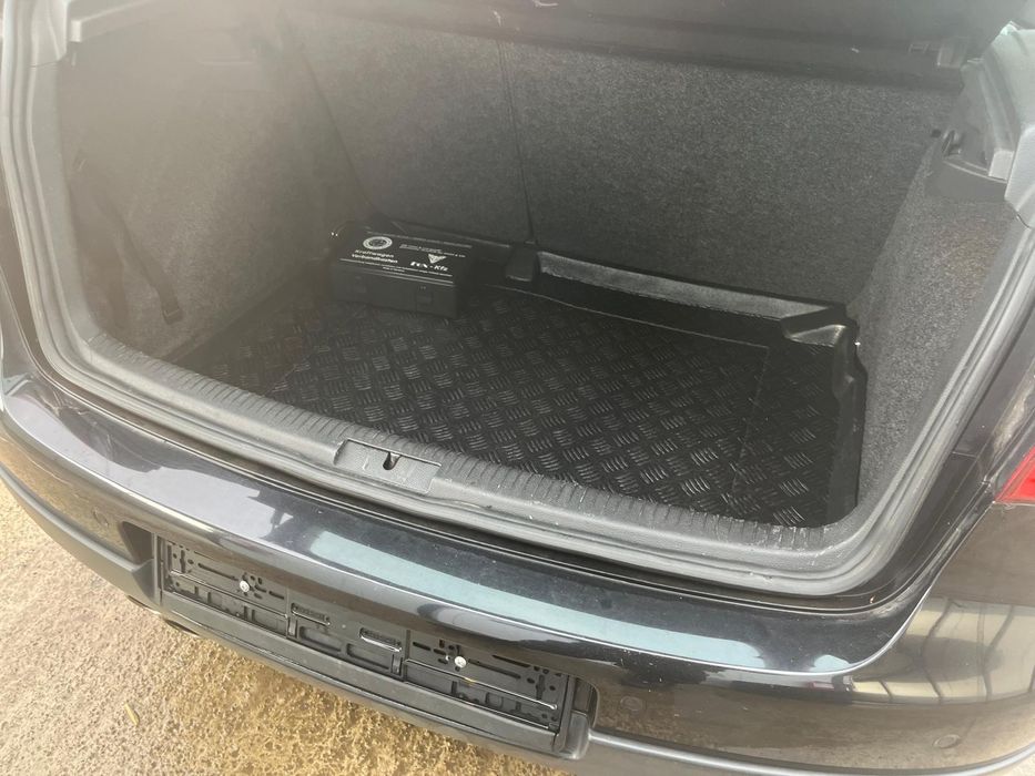 De vânzare Golf V GT