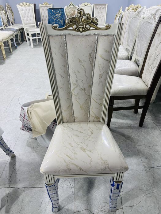 Стулья пряма со склада