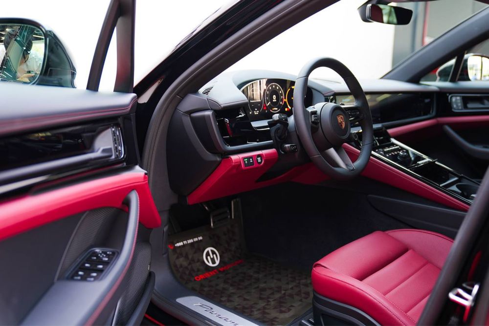 Porsche Panamera 4 (2026)