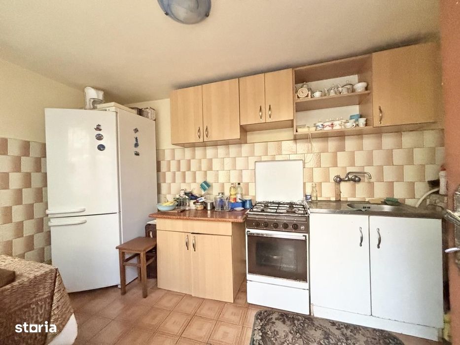 Casa cocheta pe un singur nivel, cu garaj si terasa – zona Cantemir
