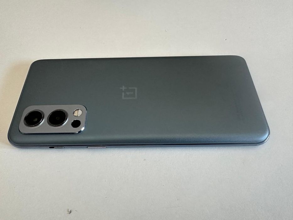 Telefon One Plus nord 2