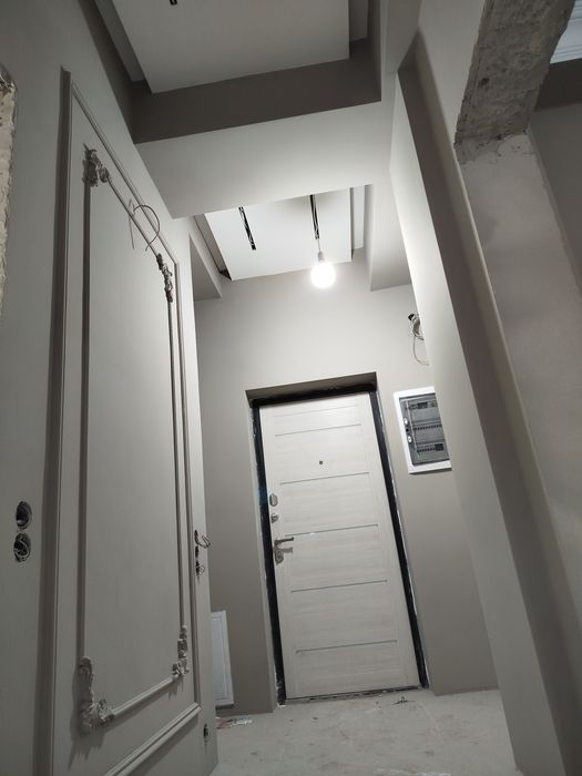 Малярка Коро мукунем