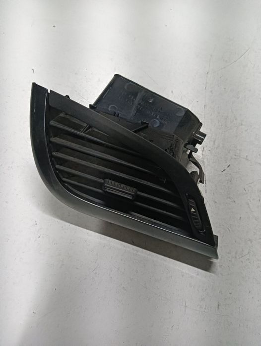 Grila De Ventilatie Laterala Panou De Bord Stanga Fata Peugeot 207 Wa_