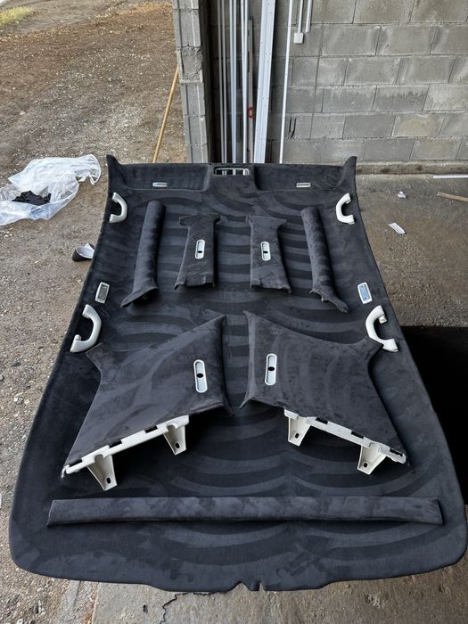 Затъмняване на автостъкла Претапициране на таван кори и колонки