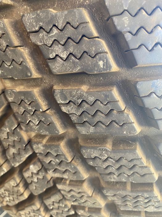 Продам резину всесезонка r16