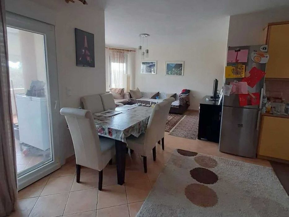 ПРОДАВА се апартамент 125 кв.м в NEA PERAMO KAVALAS (код 4390)