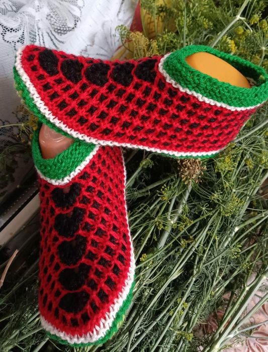 Продам вязаные следки,носки,сапожки