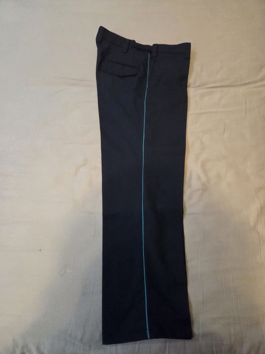 Продам полицейский форму.