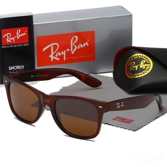 Солнцезащитные очки RayBan