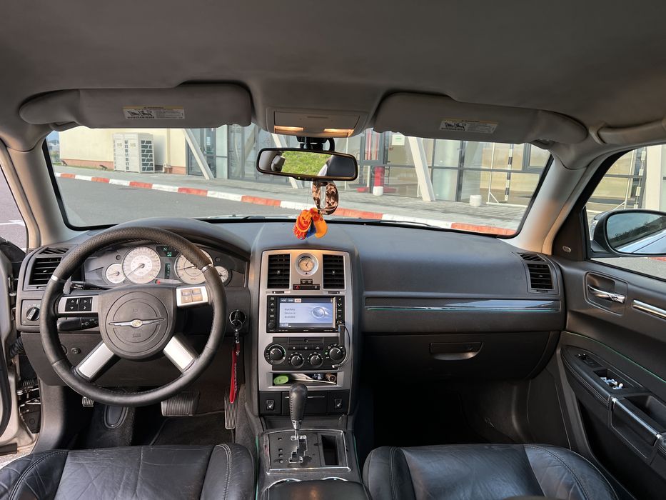 Chrysler 300C SRT Design