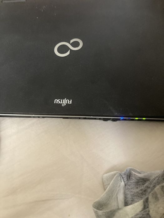 Лаптоп fujitsu