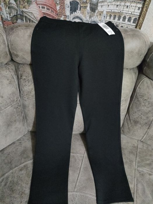 Продам женские брюки.