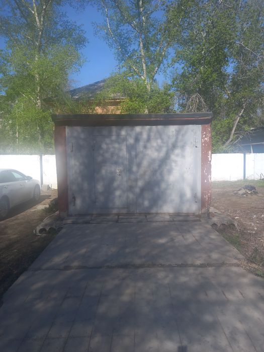 Сдам гараж в аренду.