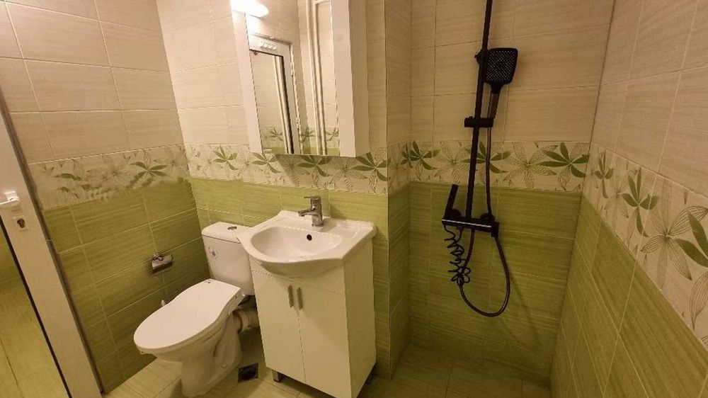 Дава се под наем Тристаен апартамент в София, Младост 2 - 90 кв.м за 816 € - Снимка #11