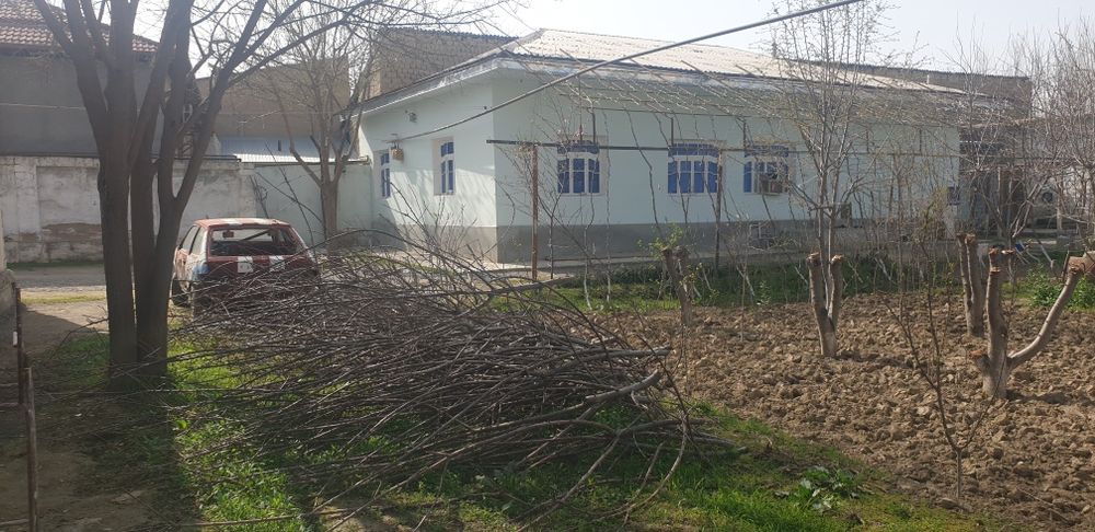 Shoshilinch ravishda Uy sotiladi 19 sotix