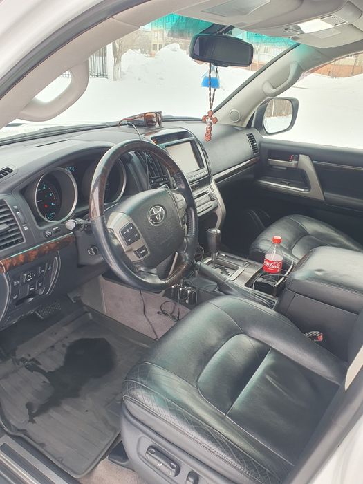 Продам Land Cruzer 200