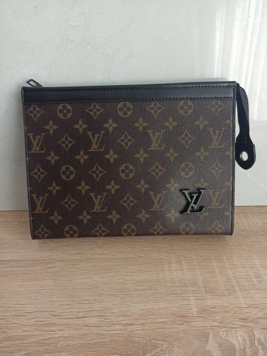 LV Мъжки Кожен Клъч Различни Цветове